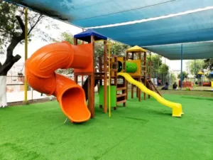 Módulo de madera suplex, mayor durabilidad con huayruro selecto, plataformas reforzadas y fibra de vidrio resistente. Ideal para proyectos exigentes.